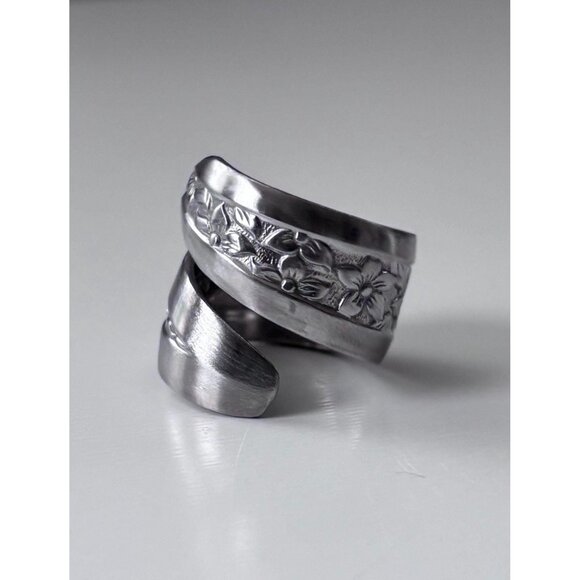 Handmade Floral Spoon Ring - Size 6.5 Silverware Wrap Band Silver - Picture 1 of 7